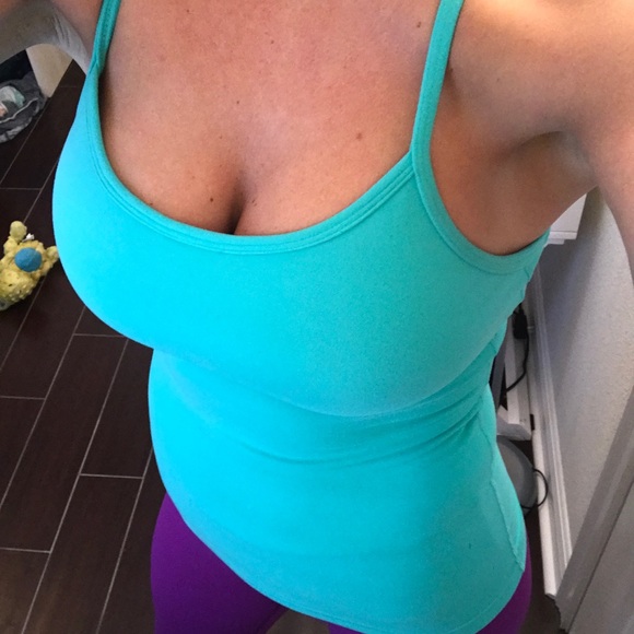 Lululemon razor back sz 4 - Picture 4 of 4